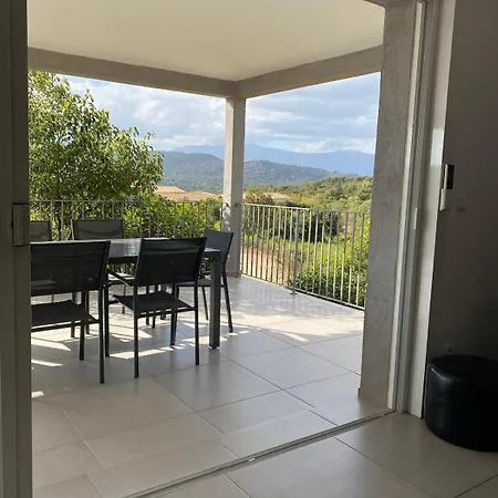 Апартаменти Magnifique T3 A Santa-giulia Porto-vecchio